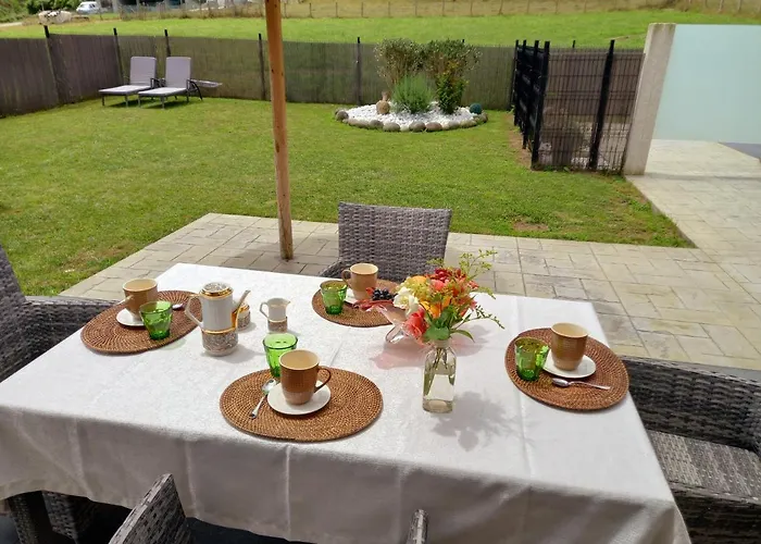 Aires De Miguez Villa *